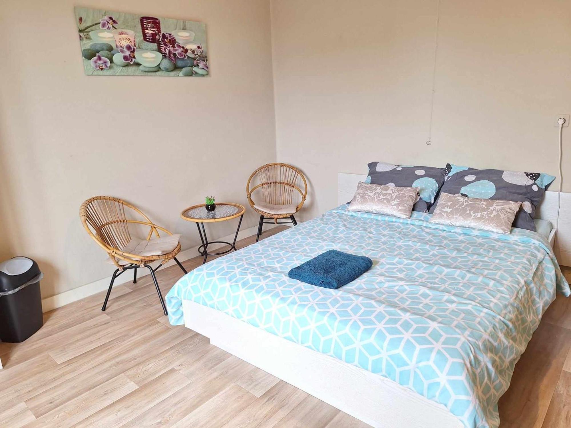 Eenvoudige Slaapkamer Geraardsbergen Exteriér fotografie